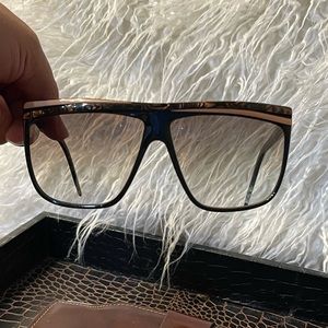 LAURA BIAGIOTTI P18 SUNGLASSES- EUC